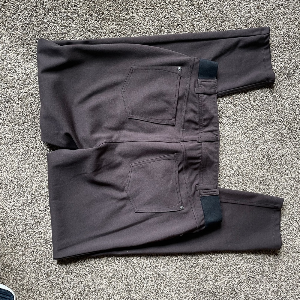 Simply Vera brown knit pants